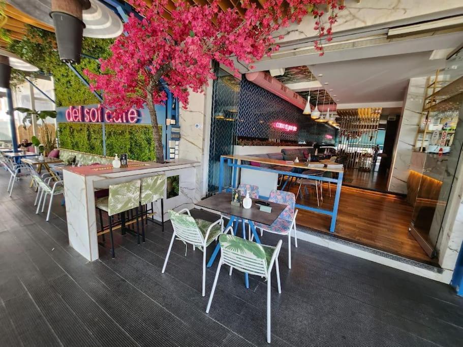 Gazi Apartment With Breakfast Atenas Exterior foto