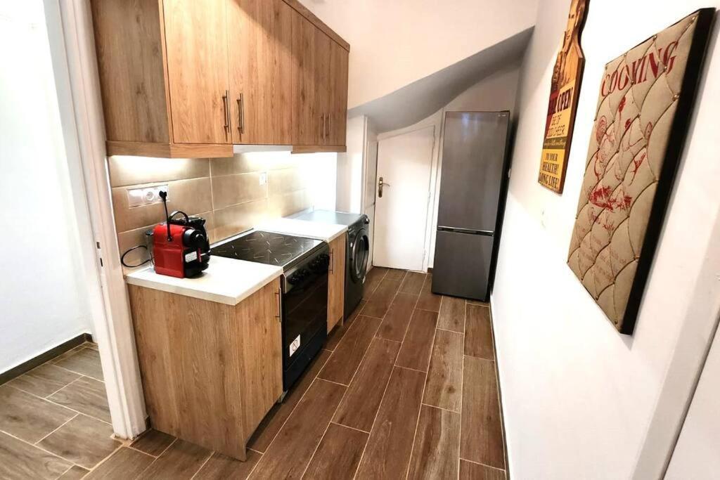 Gazi Apartment With Breakfast Atenas Exterior foto
