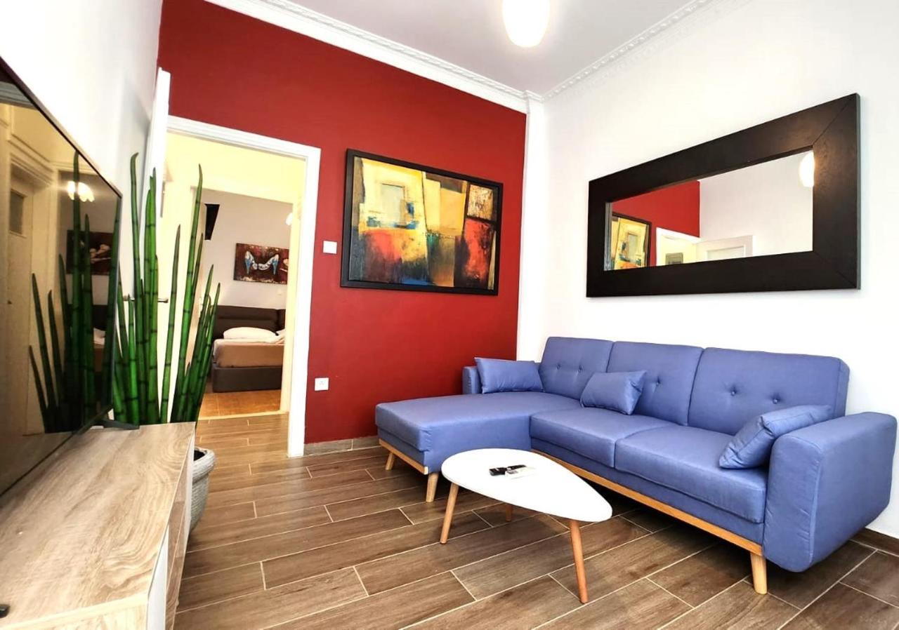 Gazi Apartment With Breakfast Atenas Exterior foto